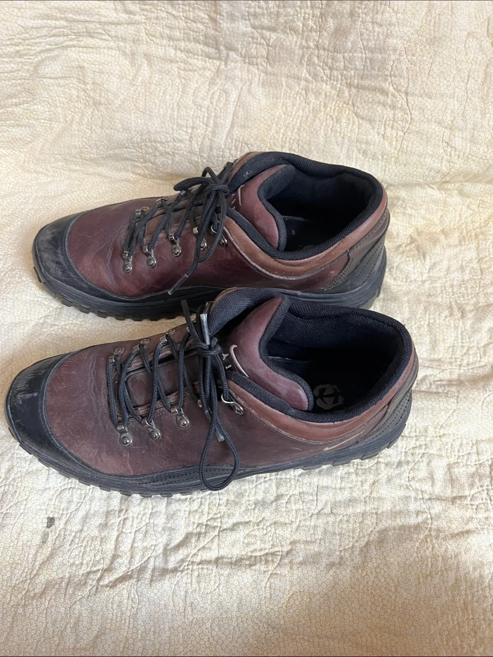 Nike ACG Brown and Black Leather Trail Boots